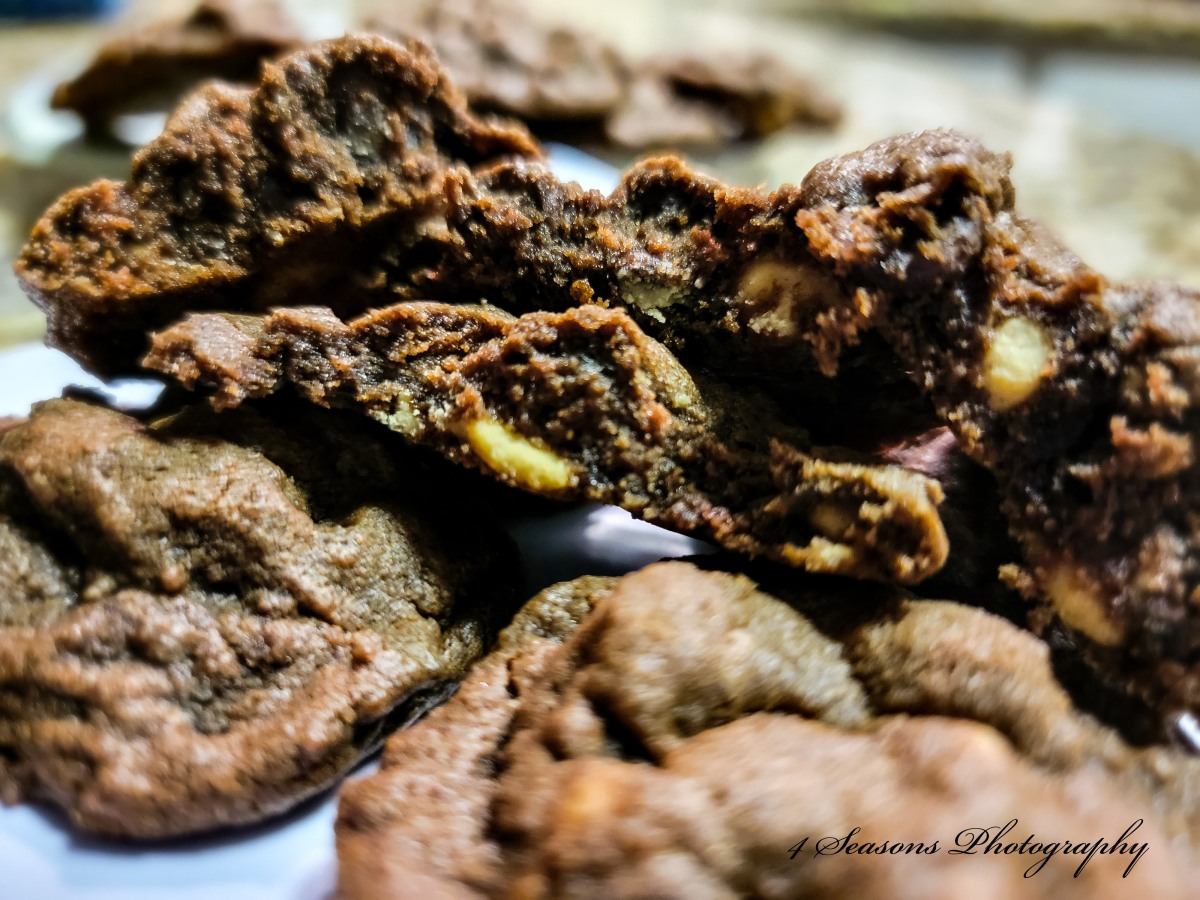 Fall Baking: Chocolate Peanut Butter Chip Coffee Cookie Recipe